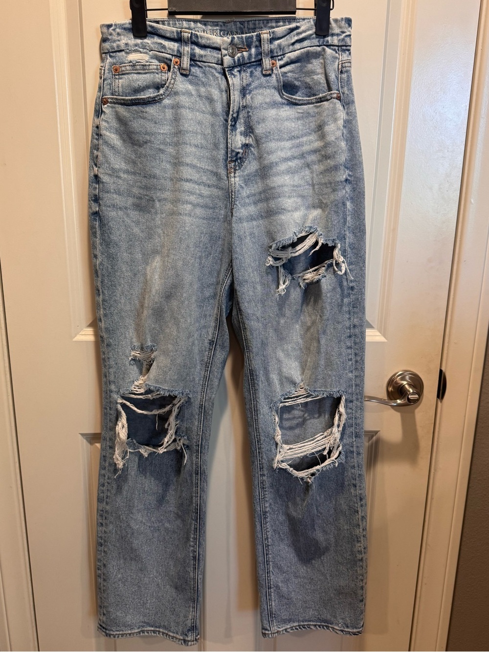 American Eagle Outfitters Light Blue Distressed Straight-Leg Jeans